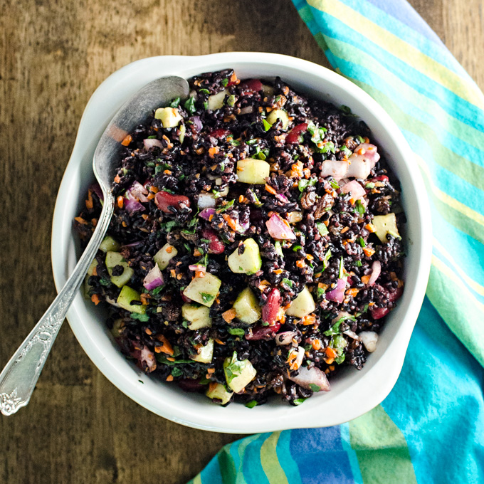 Black Rice Veggie Salad - A.K.A. Forbidden Rice - you could use brown rice in this gluten-free vegan recipe, but it wouldn't look nearly as pretty! | VeggiePrimer.com